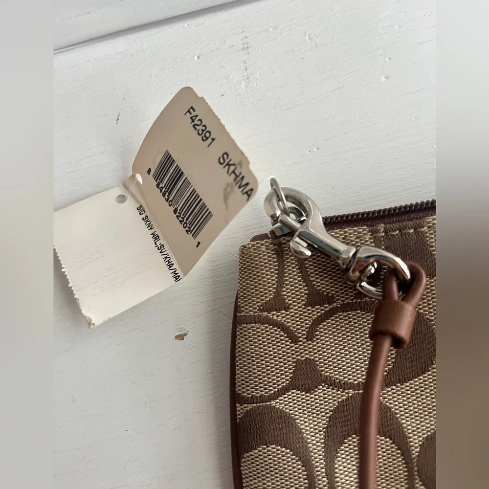 COACH Signature Small Coin Wallet